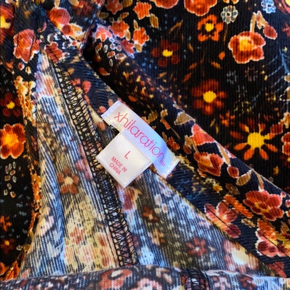 xhilaration - Picture 2 of 3